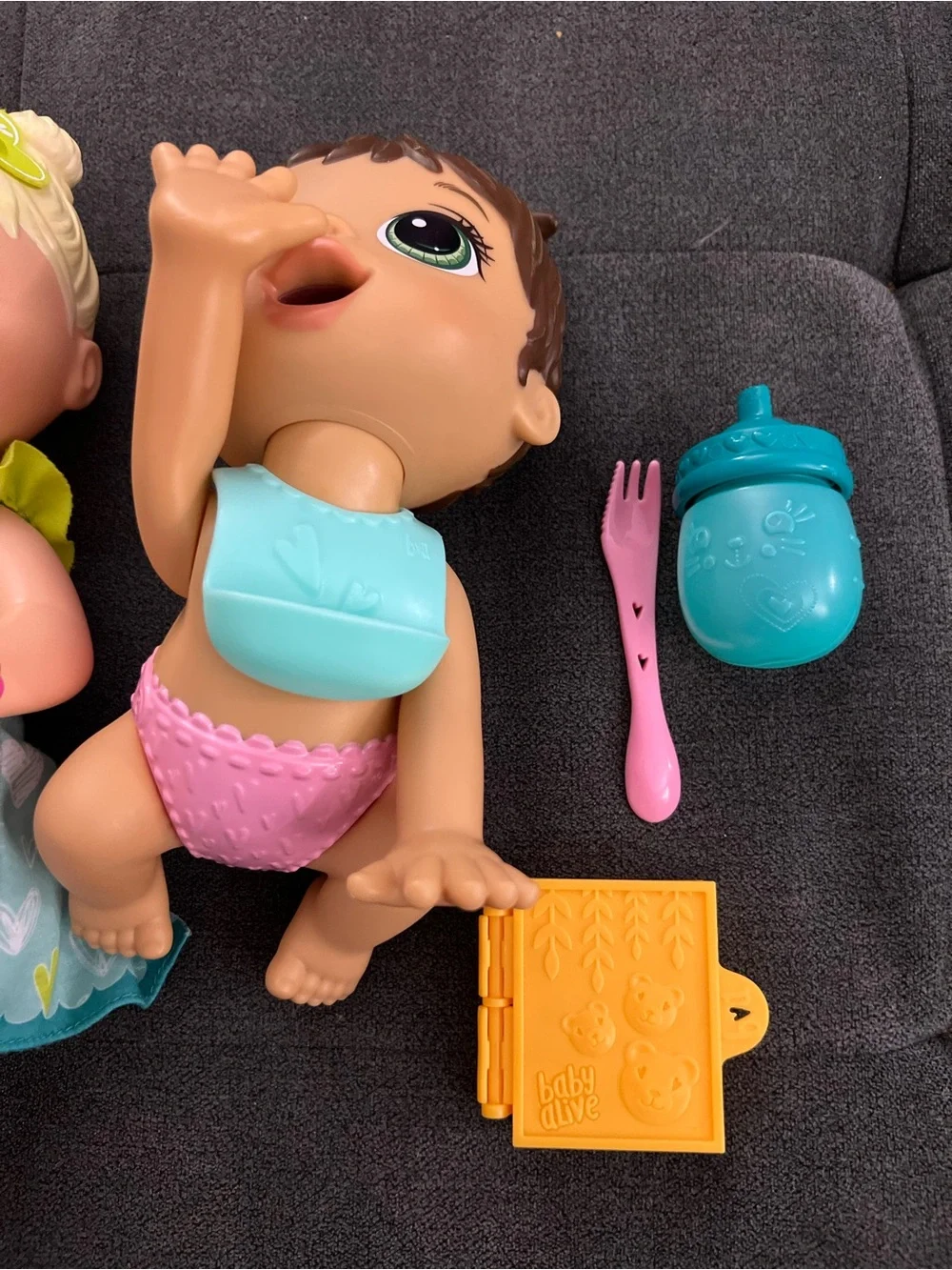 Baby Alive‎ doll set